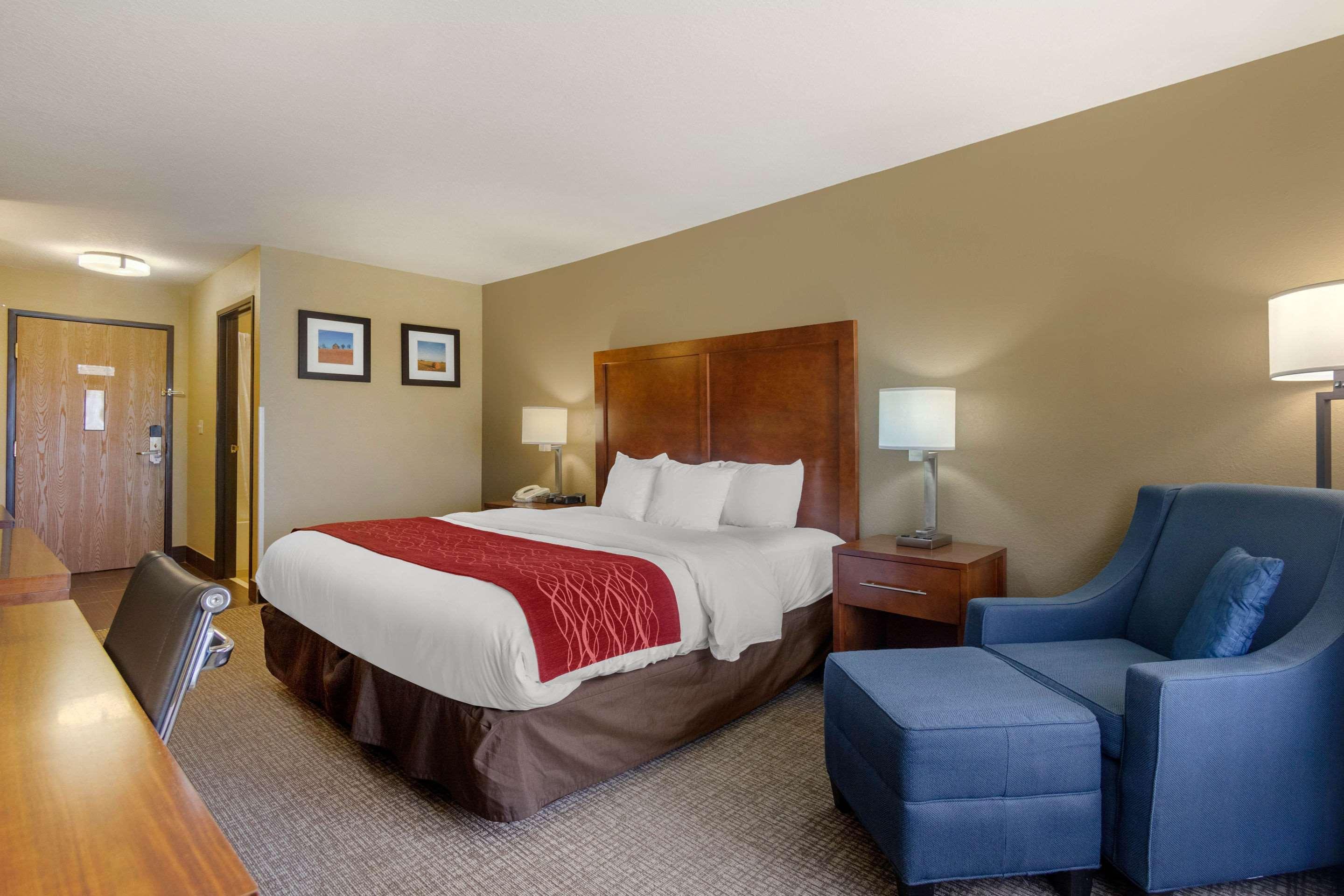 Comfort Inn & Suites Питтсбург Экстерьер фото