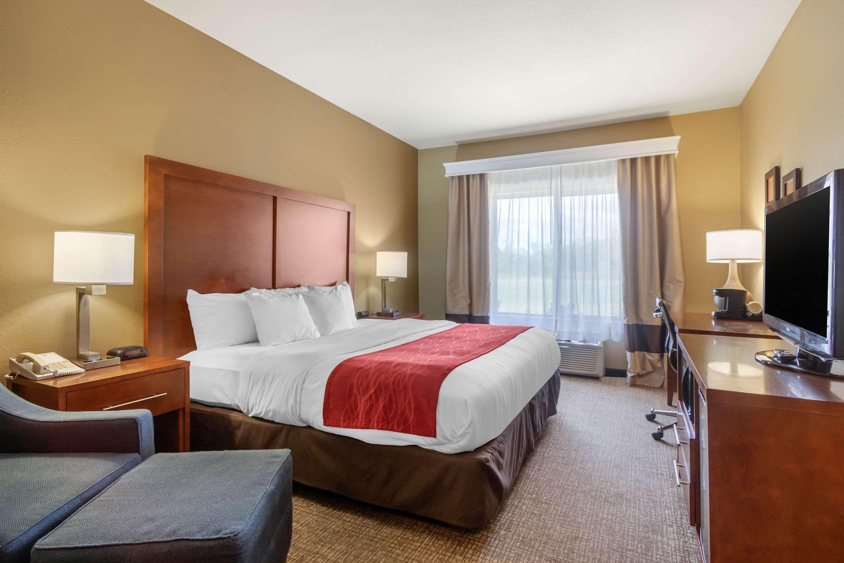 Comfort Inn & Suites Питтсбург Экстерьер фото