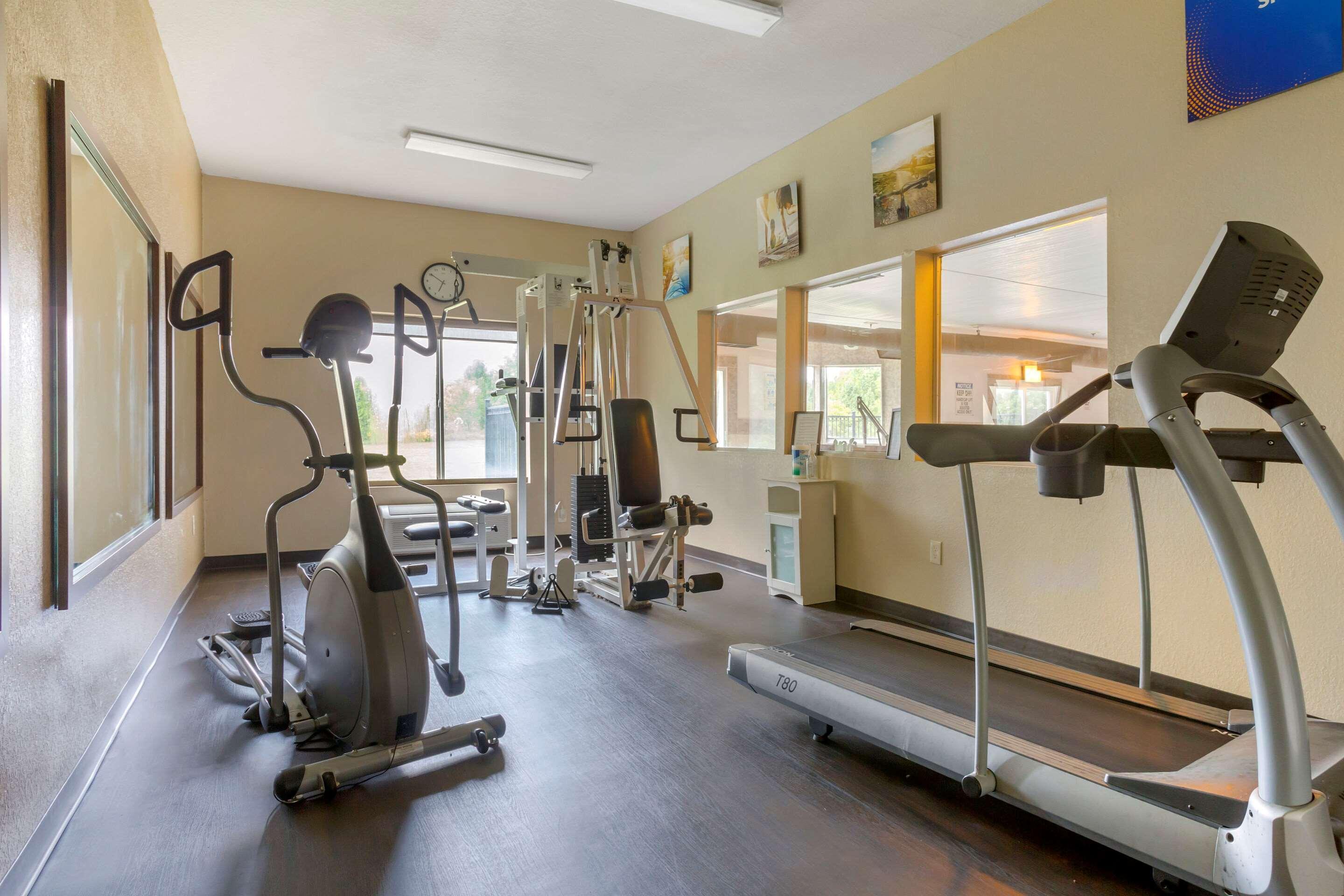 Comfort Inn & Suites Питтсбург Экстерьер фото