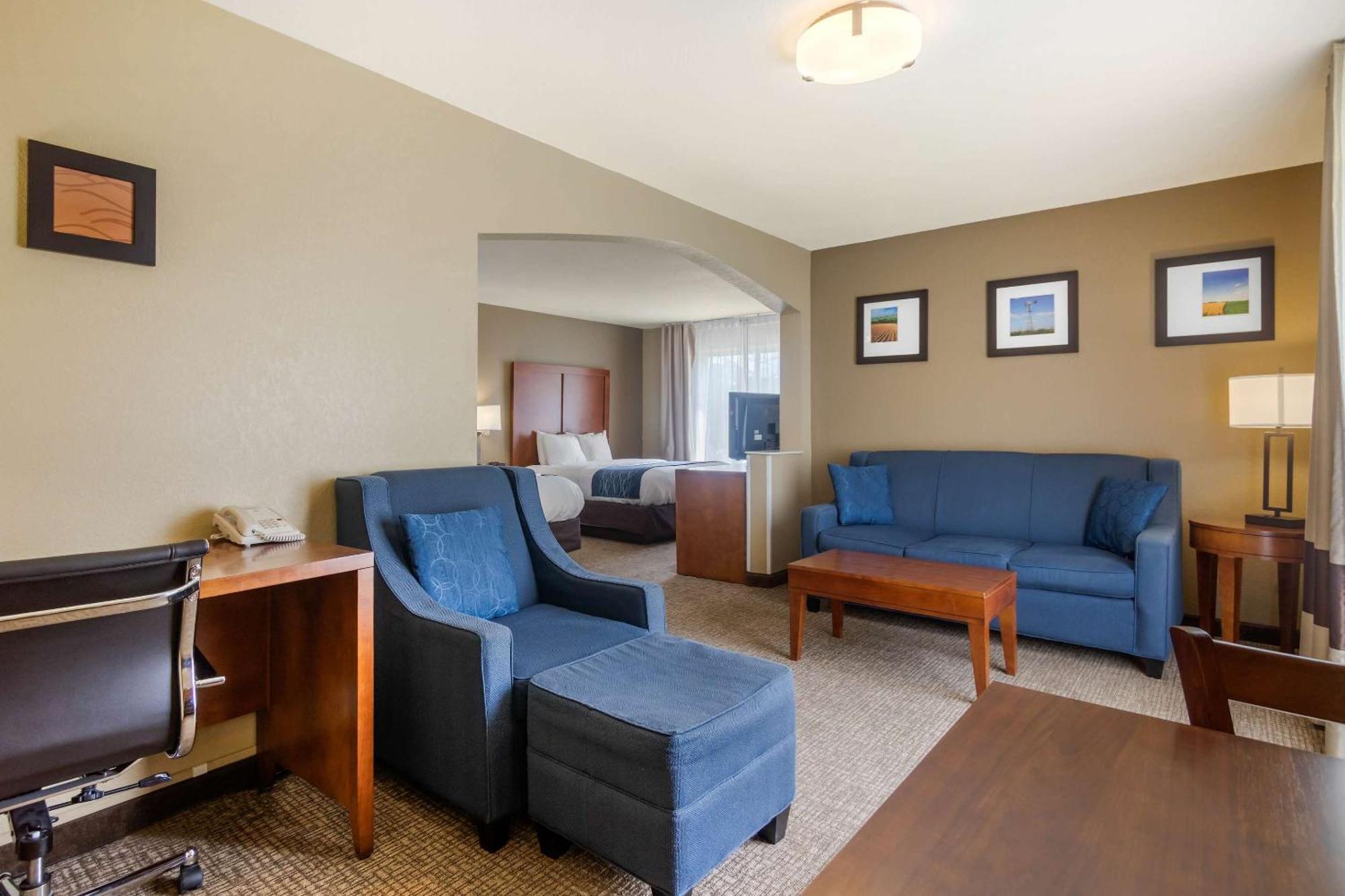 Comfort Inn & Suites Питтсбург Экстерьер фото