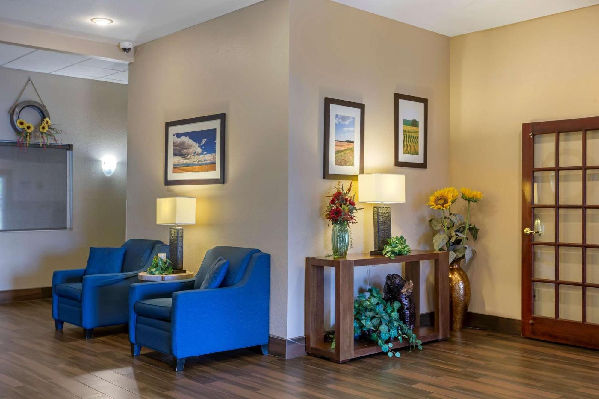 Comfort Inn & Suites Питтсбург Экстерьер фото